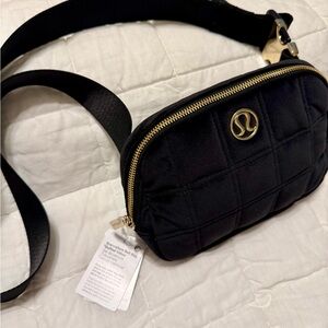 lululemon Everywhere Belt Bag Quilted Velour